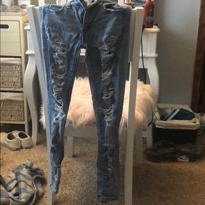 American Eagle blue ripped jeans